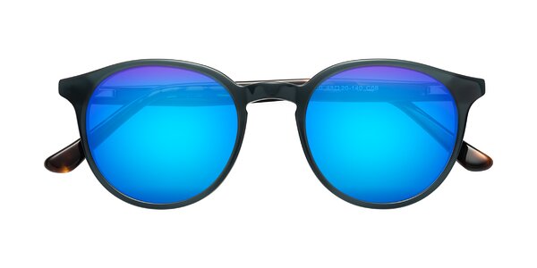 Front of Party in Abyss Blue / Tortoise