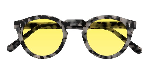 Front of Annie in Ivory Tortoise