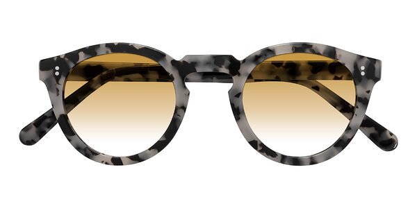 Front of Annie in Ivory Tortoise