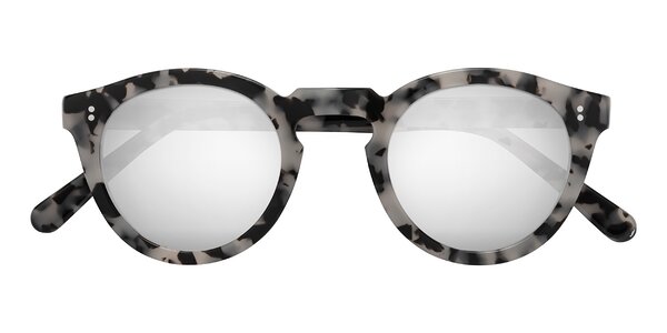 Front of Annie in Ivory Tortoise