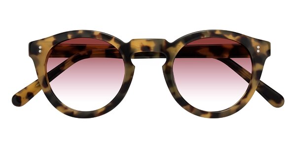 Front of Annie in Golden Tortoise
