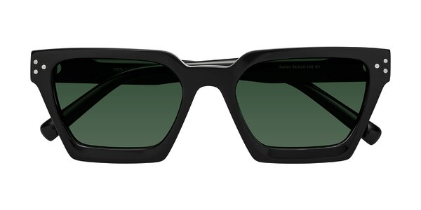 Front of Callan in Black