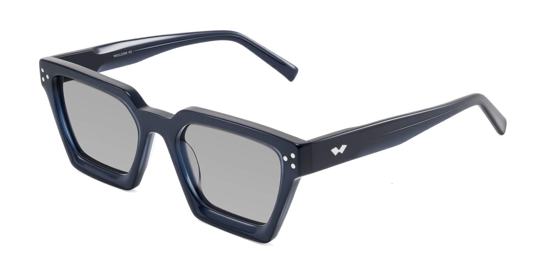 Angle of Callan in Dark Navy with Light Gray Tinted Lenses