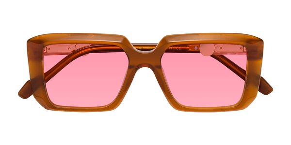 Front of Redmond in Caramel