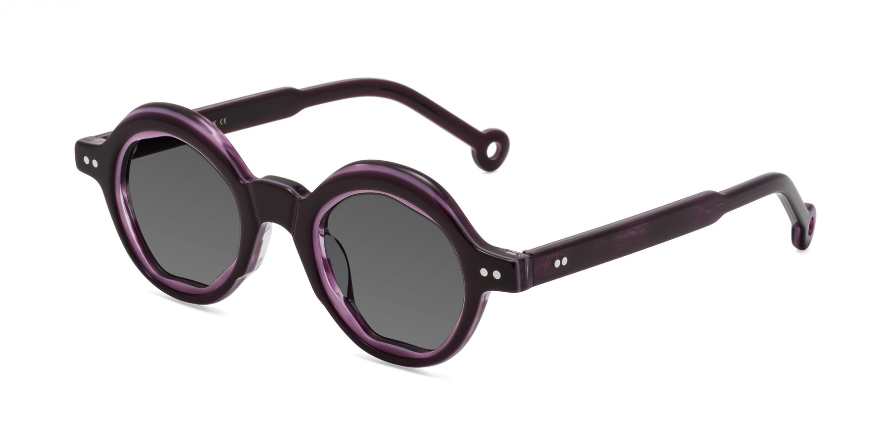Angle of Skoe in Eggplant with Medium Gray Tinted Lenses