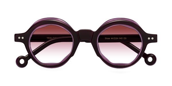 Front of Skoe in Eggplant