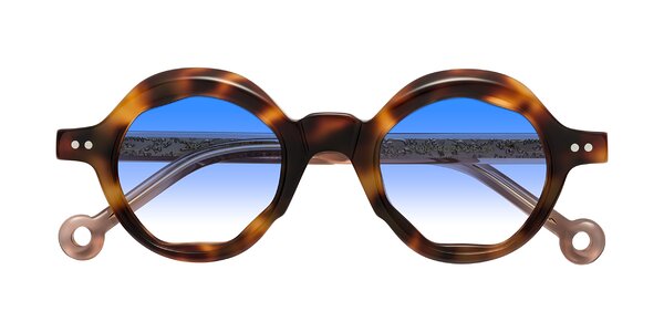 Front of Skoe in Tortoise
