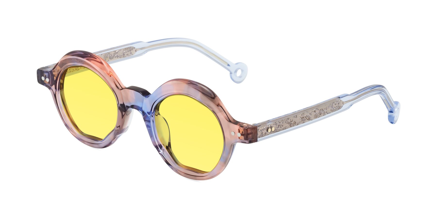Angle of Skoe in Sunset with Medium Yellow Tinted Lenses