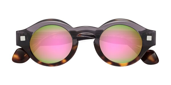 Front of Nuzzo in Gray / Tortoise