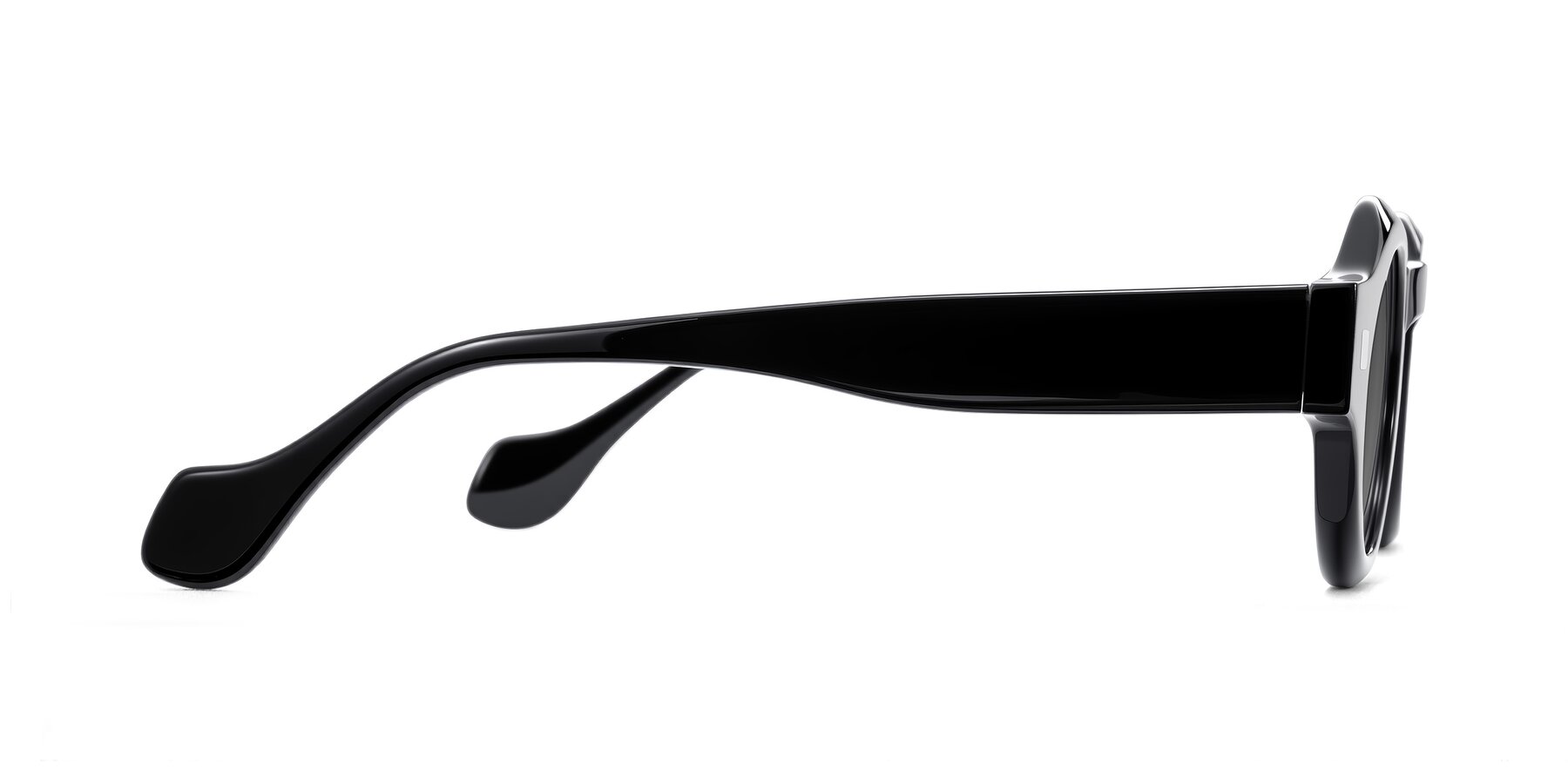 Side of Nuzzo in Black with Medium Gray Tinted Lenses