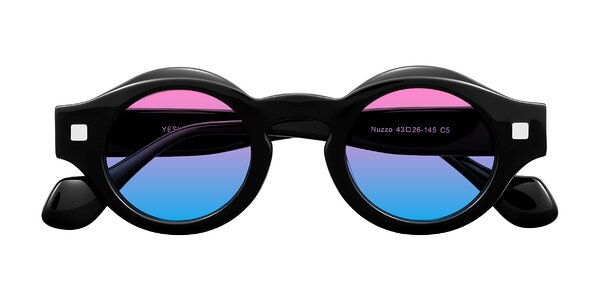 Front of Nuzzo in Black