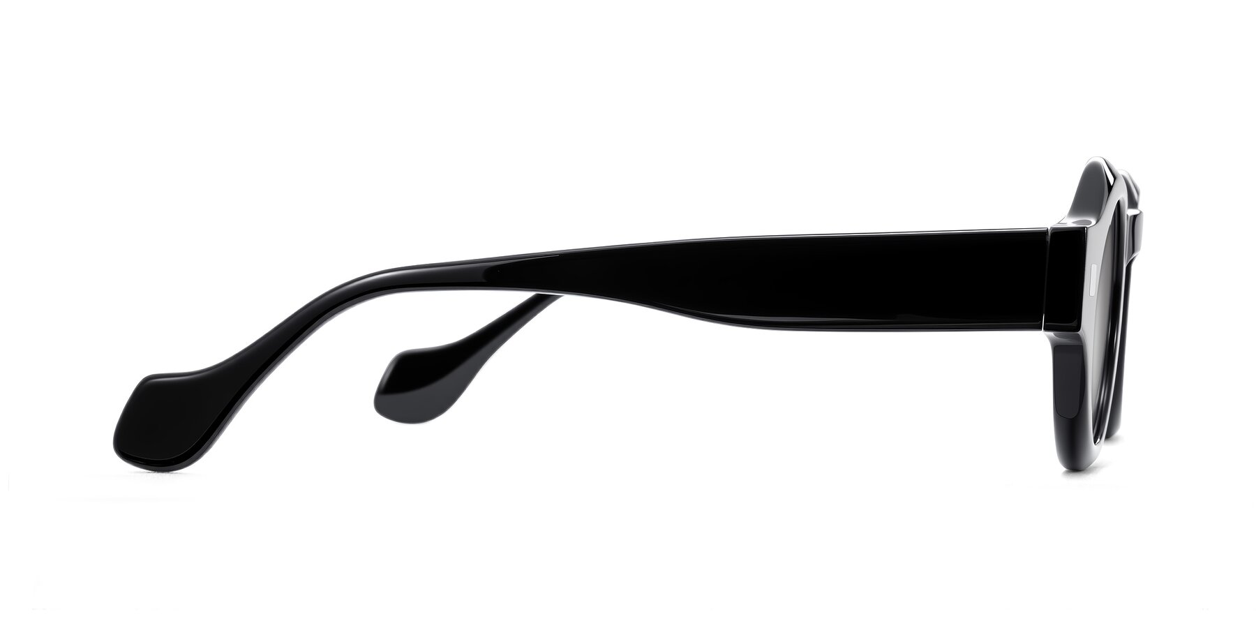Side of Nuzzo in Black with Silver Mirrored Lenses