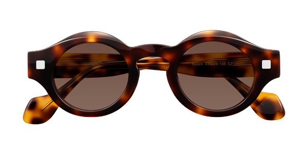 Front of Nuzzo in Tortoise