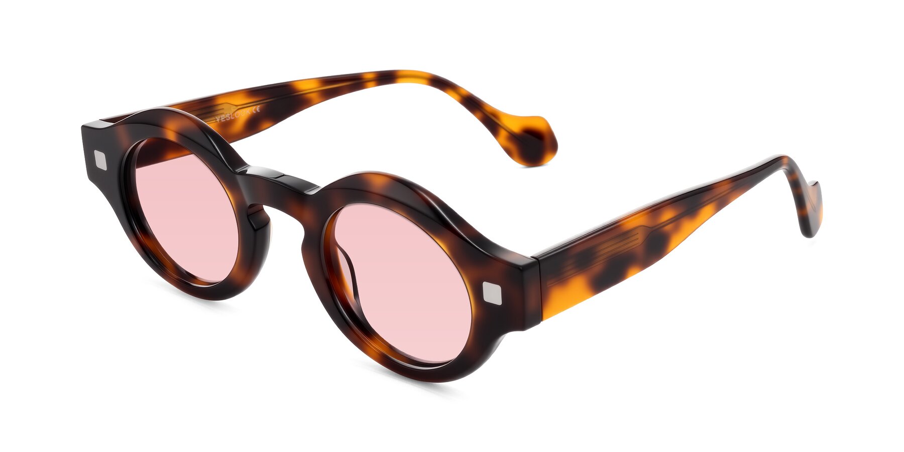 Angle of Nuzzo in Tortoise with Light Garnet Tinted Lenses