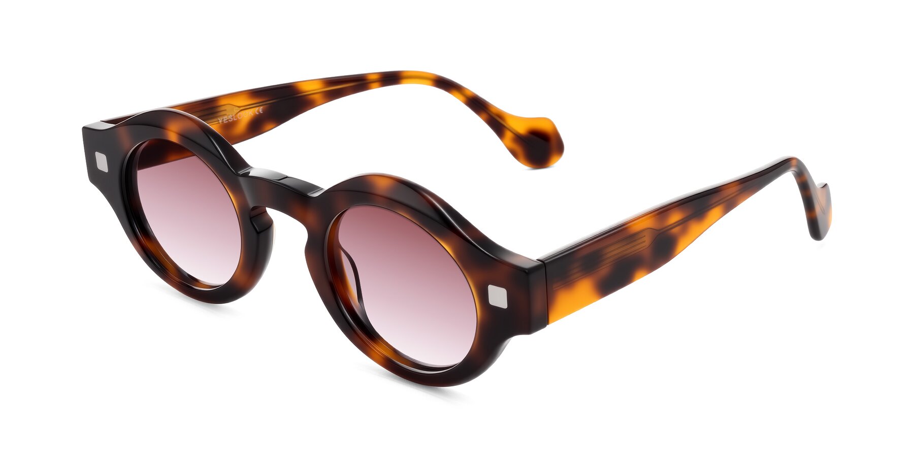 Angle of Nuzzo in Tortoise with Garnet Gradient Lenses