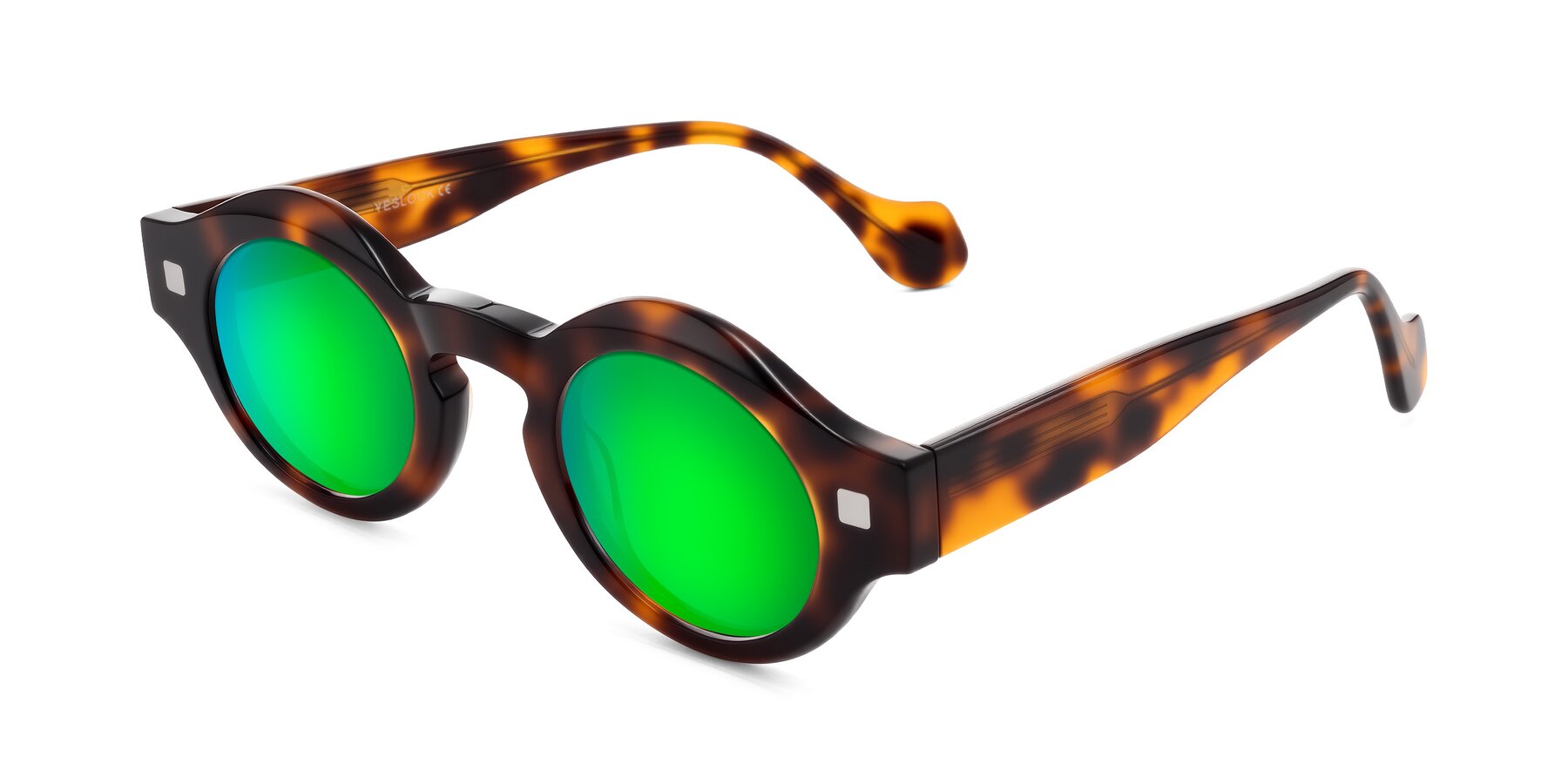 Angle of Nuzzo in Tortoise with Green Mirrored Lenses