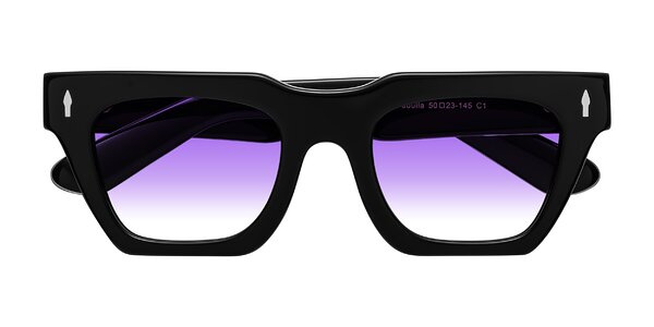 Front of Padulla in Black