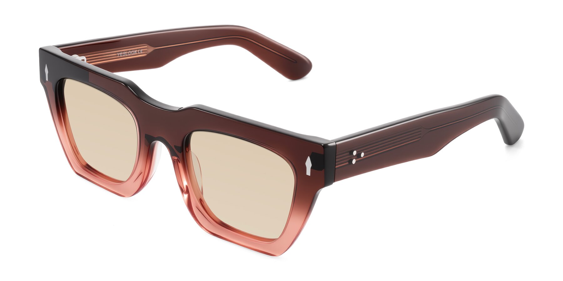 Angle of Padulla in Gradient Brown with Light Brown Tinted Lenses