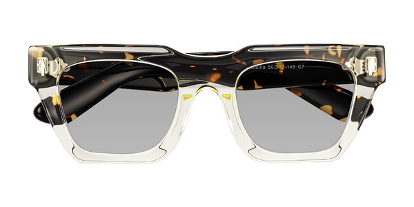 Front of Padulla in Light Yellow/Tortoise