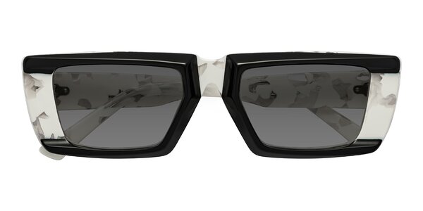 Front of Hasan in Black / White Tortoise