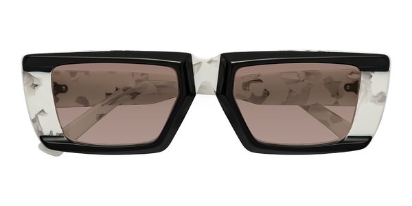 Front of Hasan in Black / White Tortoise
