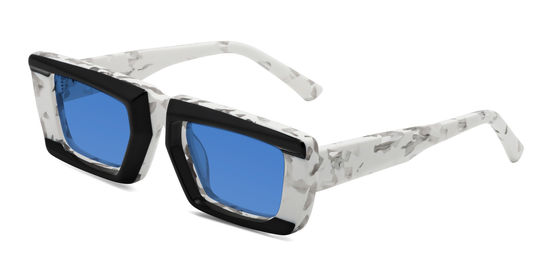 Angle of Hasan in Black-White Tortoise with Blue Tinted Lenses