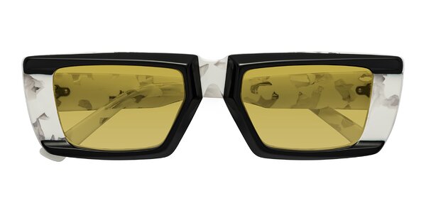 Front of Hasan in Black / White Tortoise