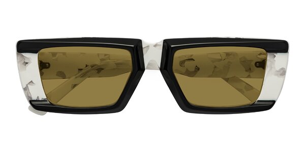 Front of Hasan in Black / White Tortoise
