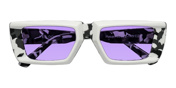 Front of Hasan in White / Black Tortoise