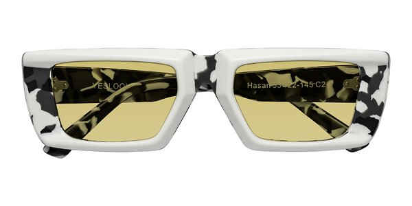 Front of Hasan in White / Black Tortoise