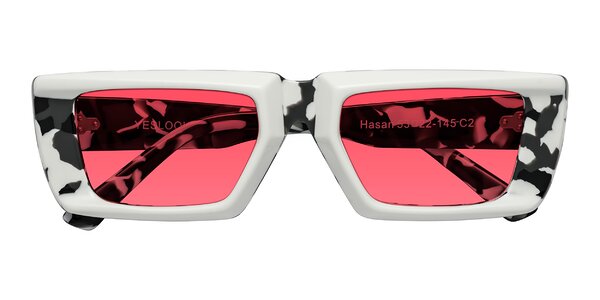 Front of Hasan in White / Black Tortoise