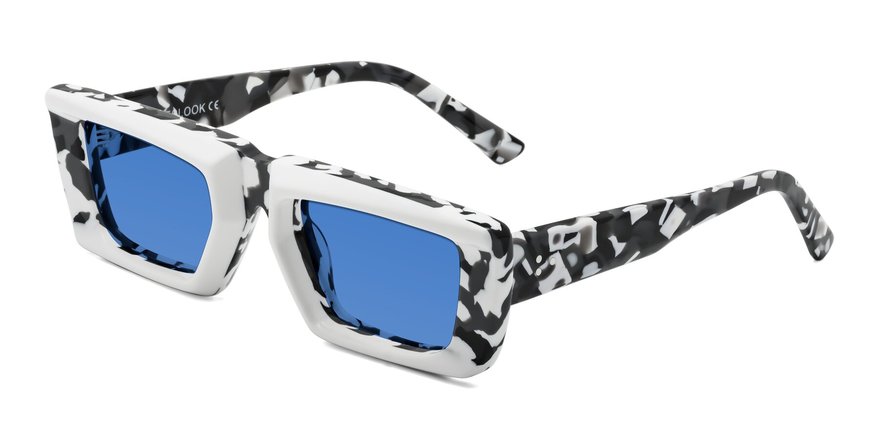 Angle of Hasan in White-Black Tortoise with Blue Tinted Lenses