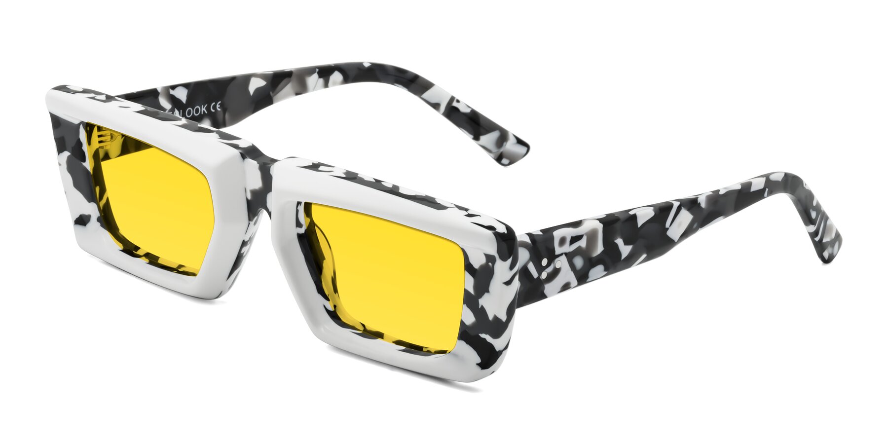Angle of Hasan in White-Black Tortoise with Yellow Tinted Lenses