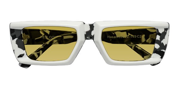 Front of Hasan in White / Black Tortoise