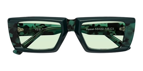 Front of Hasan in Forest Green / Green Tortoise