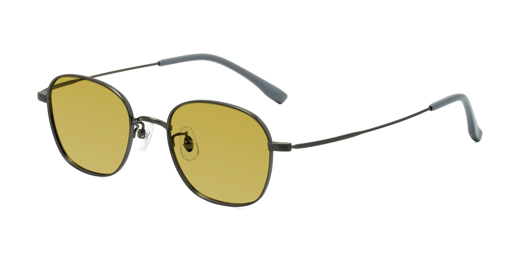 Angle of Jelo in Gunmetal with Champagne Tinted Lenses