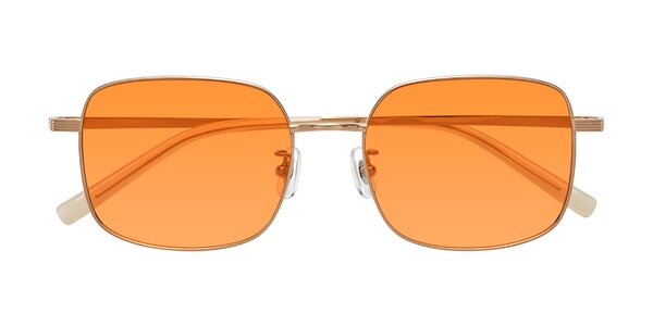 Front of Newman in Rose Gold