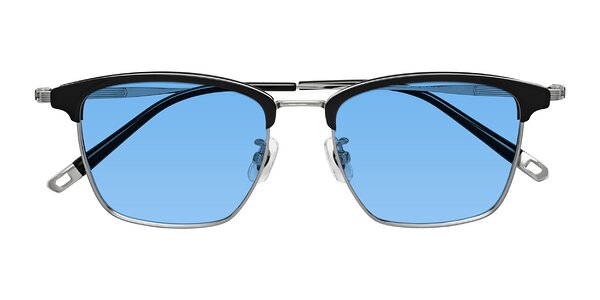 Front of Wolff in Black / Silver