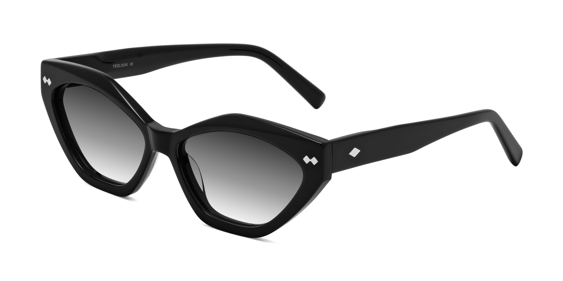 Angle of Delphi in Black with Gray Gradient Lenses