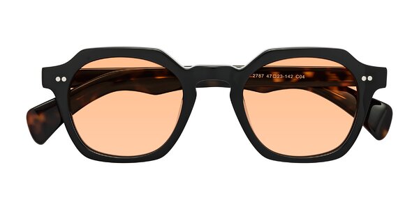 Front of Beckett in Black/Tortoise