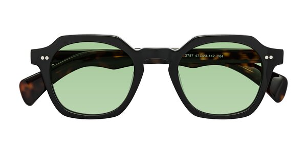 Front of Beckett in Black/Tortoise