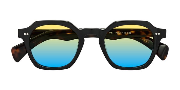 Front of Beckett in Black/Tortoise