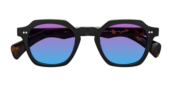 Front of Beckett in Black/Tortoise