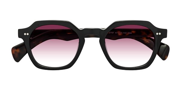 Front of Beckett in Black/Tortoise
