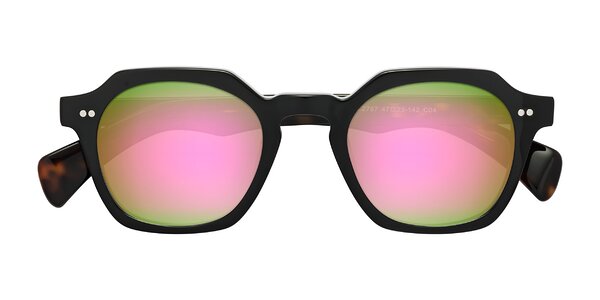 Front of Beckett in Black/Tortoise