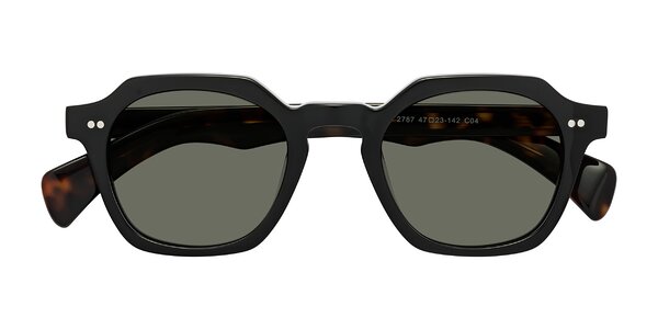 Front of Beckett in Black/Tortoise