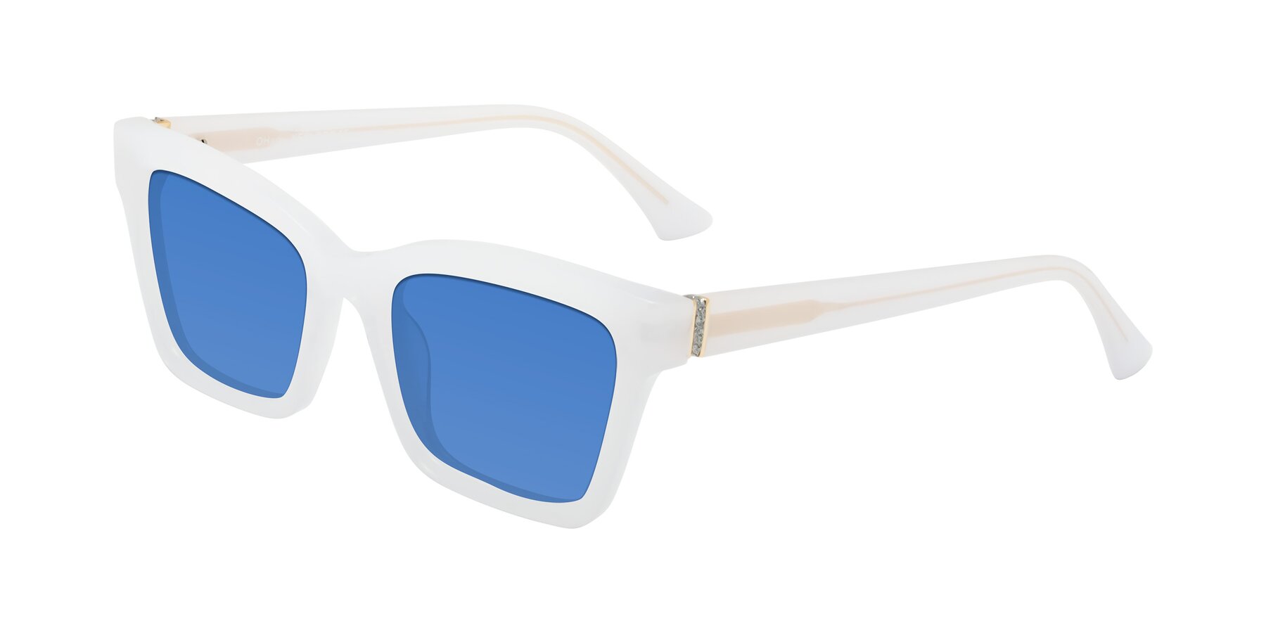 Angle of OHare in Snow White with Blue Tinted Lenses