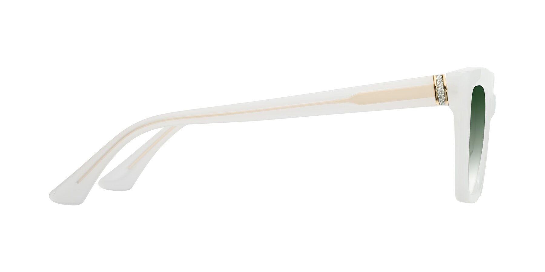 Side of OHare in Snow White with Green Gradient Lenses