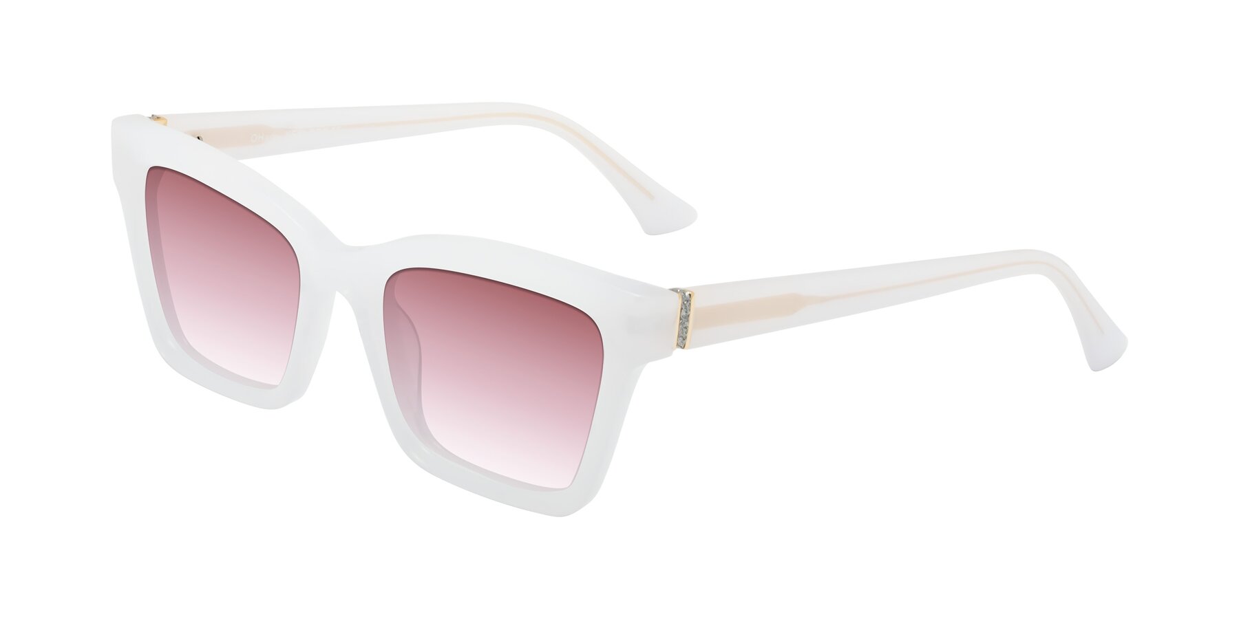 Angle of OHare in Snow White with Garnet Gradient Lenses