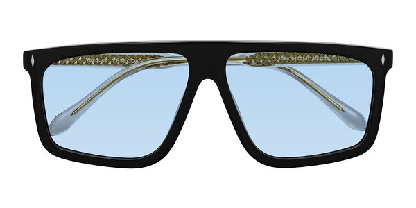 Front of Vazquez in Black/Gold